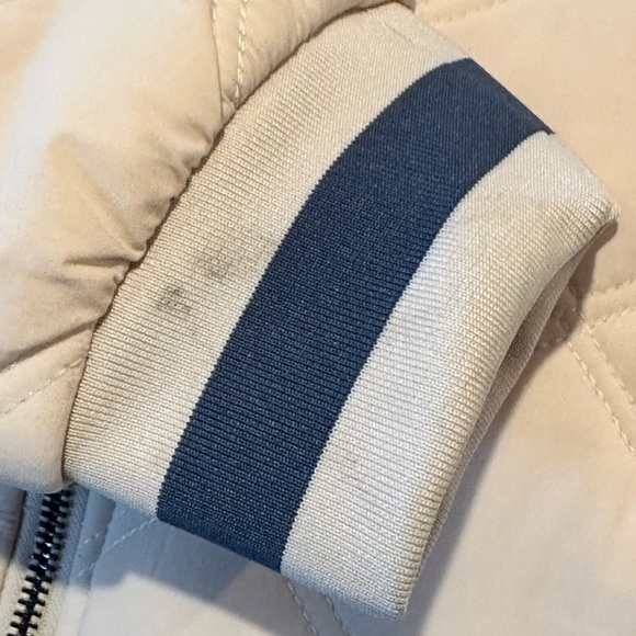 Glyder NWT Varsity Jacket Oatmilk/Washed Blue Women’s Size S - Picture 10 of 10